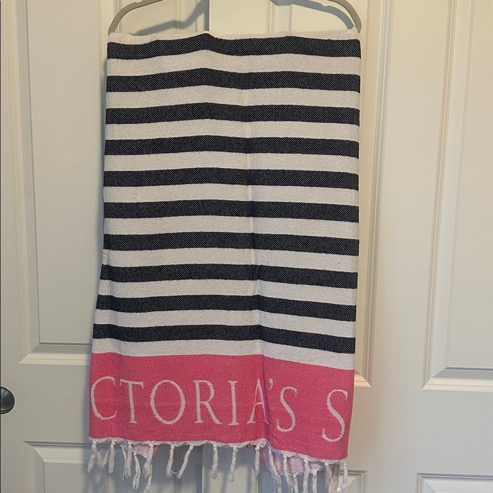 Victoria Secret Logo Black Stripe 100% Cotton Classic Beach Towel Blanket 40x56”